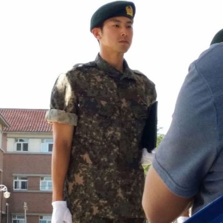 150827 Our Yunho Won the Best Trainee Award! Finishes his 5 Weeks Training 002